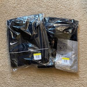 Nike men’s travel suit, size small